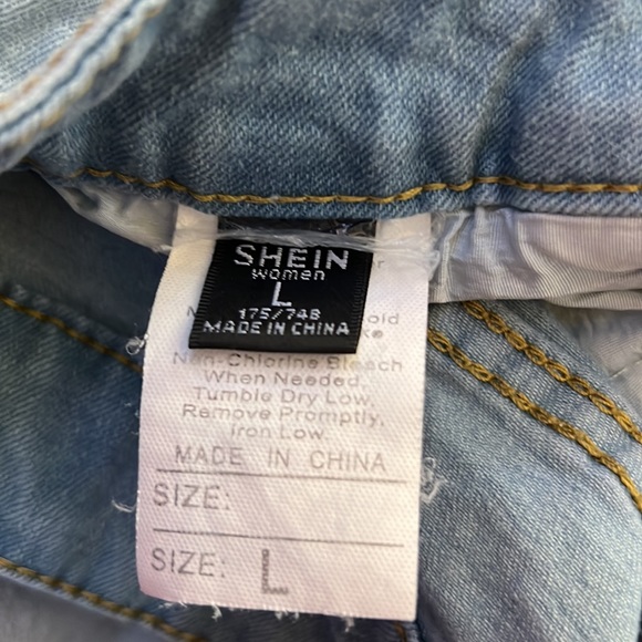 light blue rolled hem ripped denim shorts - Picture 3 of 3